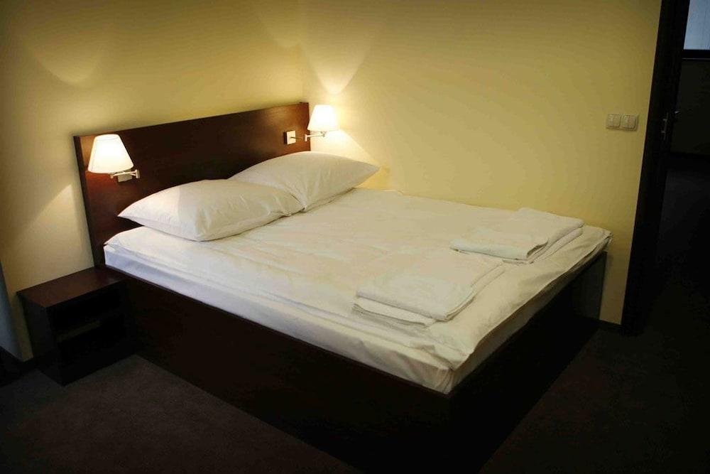 Atlantic Aparthotel Cracovia Exterior foto